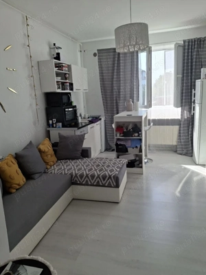 Vand garsonieră de 20 mp. la pretul de 35000 negociabil. - imagine 5