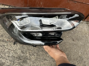 Vând far dreapta Led pure vision și far dreapta halogen ( ambele au urechile rupte ) fibra led alba - imagine 4