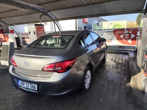 Opel Astra j sedan 1.4 +GPL 