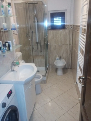 Vând apartament 3 camere Focșani 