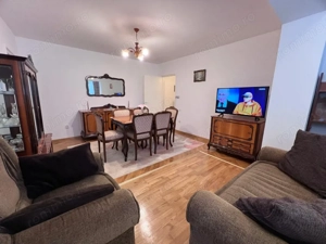 Apartament 3 camere, etaj 1, complet renovat Zona Scoala Generala Andrei Saguna 