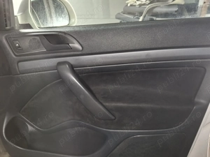 Retapitari-polish faruri-detailing - imagine 8