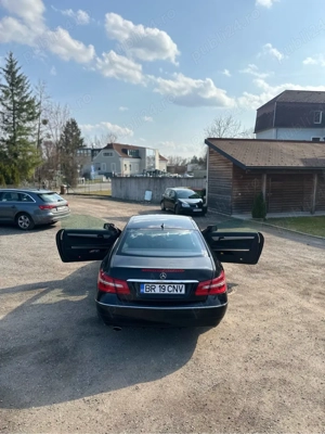 Mercedes benz e class coupe  - imagine 4