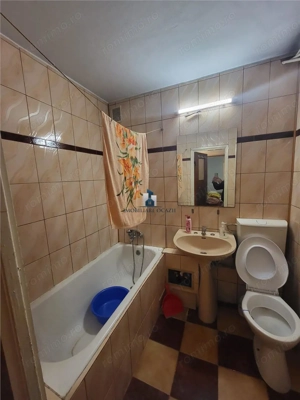 Vanzare Apartament 3 Camere Decomandat Berceni-Izvorul Muresului - imagine 2