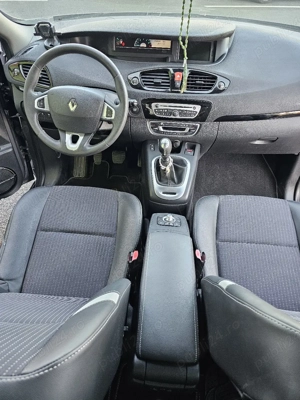 Renault scenic - imagine 5