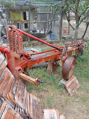 Plug cu 3 cormane german. - imagine 3