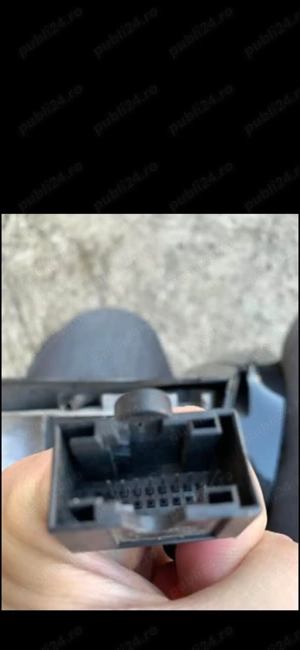 Vând oglinda stânga pentru Mercedes CLK W209 Facelift ,electrica și rabatabil electric , 250 Lei. - imagine 3