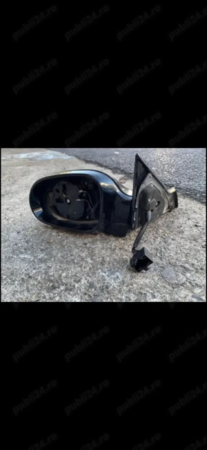 Vând oglinda stânga pentru Mercedes CLK W209 Facelift ,electrica și rabatabil electric , 250 Lei. - imagine 2