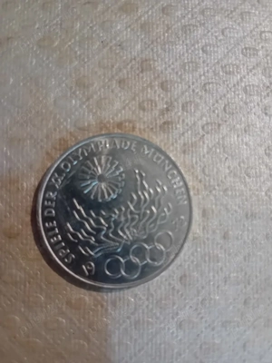 vand moneda din argin rară 