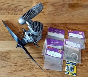 Motor modelism Fox 45BB , 7,5cc nitro cu elice si bujie pentru aeromodel   avion - imagine 2