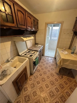 3 camere decomandate cu centrala etaj 1 si 2 balcoane - imagine 7