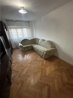 3 camere decomandate cu centrala etaj 1 si 2 balcoane - imagine 2