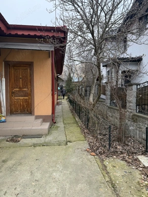  Teren 547 mp + casă   zonă Rovine, Craiova | Ideal investiție - imagine 2