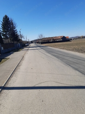 Vand teren intravilan construibil utilitati drum asfaltat zona rezidentiala Lunca Calnicului - imagine 3