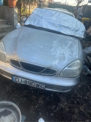 Vând urgent masină Nubira