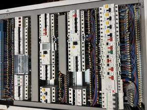 De vânzare tablou trifazat 