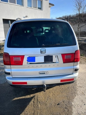 Vând Seat Alhambra, an 2008 - imagine 2