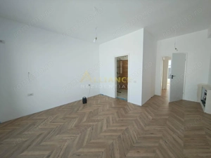 Casa 3 camere  -  2 bai  -  Miorita (Cartierul Nou) - imagine 4