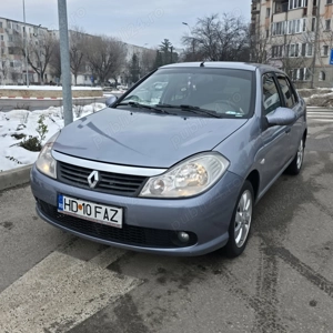 Renault Symbol 3 (Thalia) 1.4 16v Dec 2008 - imagine 4