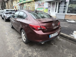 Opel Astra J (Sedan) 1.4 turbo 140 CP benzina - imagine 5