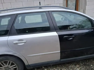 Vand volvo V50 mașina in stare perfecta - imagine 3