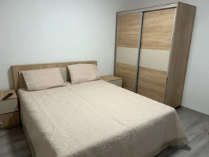 Vand apartament doua camere - imagine 4