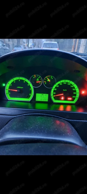 Vand Chevrolet Aveo,anul de fabricatie 2008, benzina+GPL  2450 euro negociabil Telefon   - imagine 3