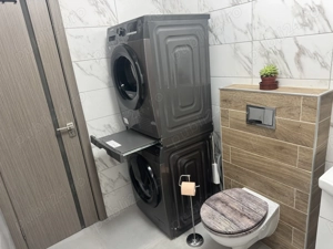 Apartament tip casa si curte privata 75 mp | 2 camere | parcare | Sanpetru langa Coresi - imagine 9