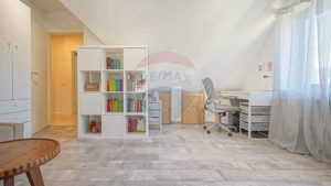 CASA 4 CAMERE SINGURA IN CURTE RENOVATA| BECI |STR. MIRASLAU GRIVITEI - imagine 11