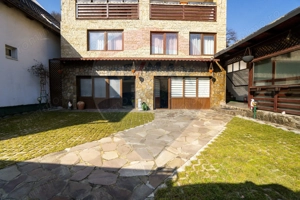 Oportunitate rară: Casă de vacanță sau Pensiune în Poiana Mărului - imagine 6