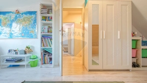CASA 4 CAMERE SINGURA IN CURTE RENOVATA| BECI |STR. MIRASLAU GRIVITEI - imagine 17