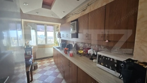 Apartament 3 camere, 67 mp, Micro 14 - imagine 3