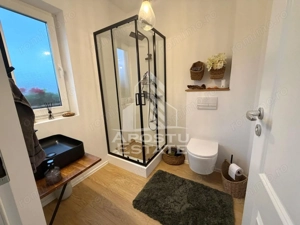Duplex cu 4 camere,de vanzare, 2 bai, garaj, Giroc - imagine 15
