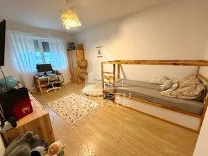 Duplex cu 4 camere,de vanzare, 2 bai, garaj, Giroc - imagine 12