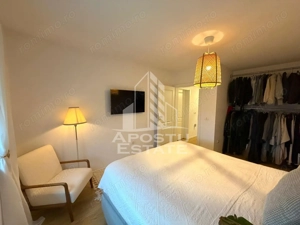 Duplex cu 4 camere,de vanzare, 2 bai, garaj, Giroc - imagine 9