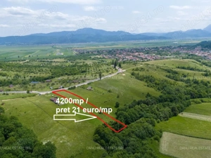 Teren cu potențial turistic în Vulcan BV  vedere panoramică