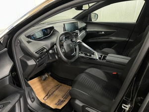 Peugeot 3008 - imagine 5