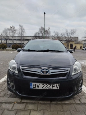 Toyota Auris Hybrid  - imagine 7