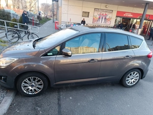 Vând   Schimb Ford Cmax 