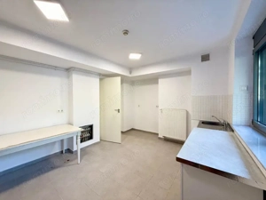 5 camere | 132 MPU | Parcare | Boxa | GREEN LAKE - imagine 9