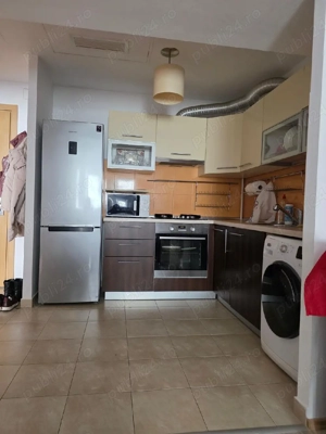Închiriez apartament  - imagine 7
