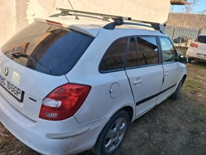 vand skoda fabia 2012 - imagine 2