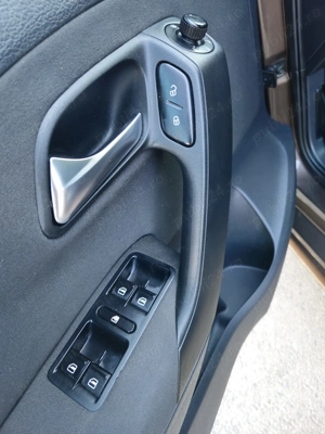 Volkswagen Polo- 1.2 TSI (89 CP)   2012   171.529 km   Euro 5 - imagine 4