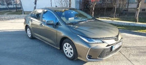Toyota Corolla 2023, benzină 1.5, 42000 de km, impecabilă - imagine 3