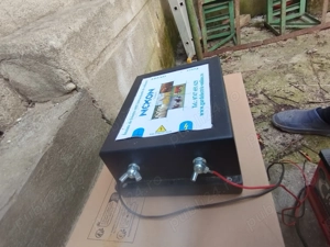 Vând 2 aparate pentru gard electric Nexon 