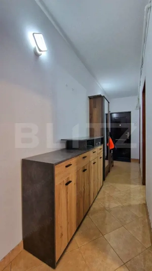 Apartament cu 2 dormitoare, balcon inchis, parter inalt, parcare, zona Cetatii - imagine 3