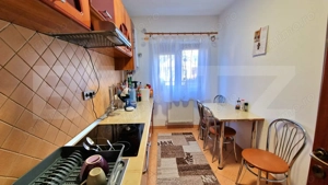 Apartament cu 2 dormitoare, balcon inchis, parter inalt, parcare, zona Cetatii - imagine 8