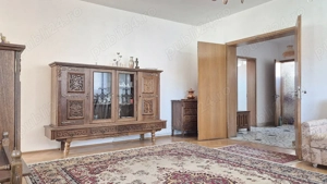 Vila cu 2 apartamente spatioase si teren de 670 mp. - imagine 8