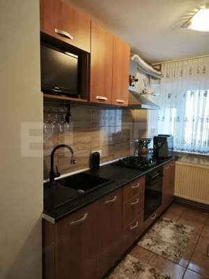 Apartament de vanzare, 3 camere, mobilat si utilat - imagine 13