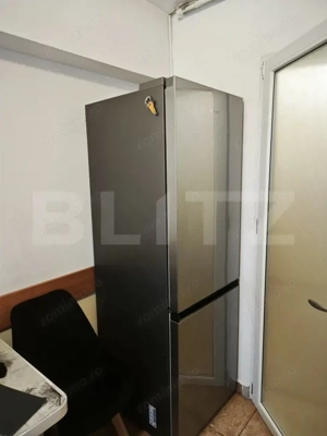 Apartament de vanzare, 3 camere, mobilat si utilat - imagine 14